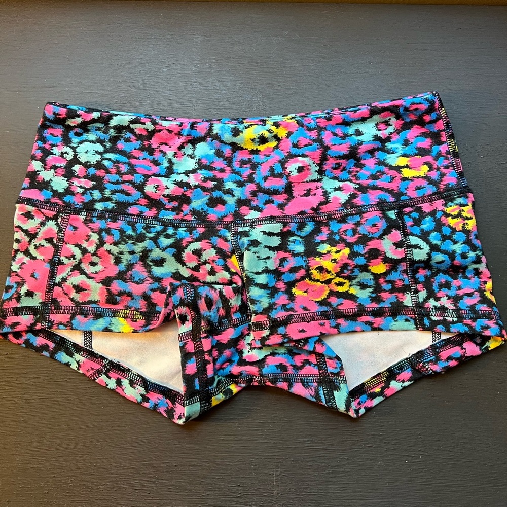 Fleo Miami Leopard Shorts
